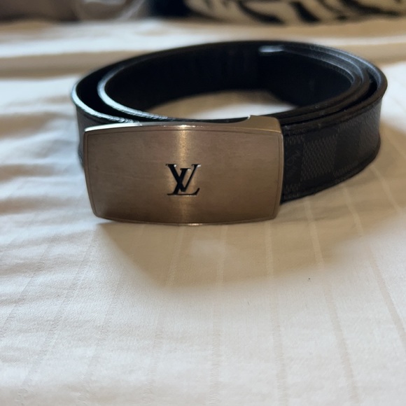 Louis Vuitton Mens DAMIER GRAPHITE CANVAS AUTHENTIC BELT size 38 - Picture 8 of 8